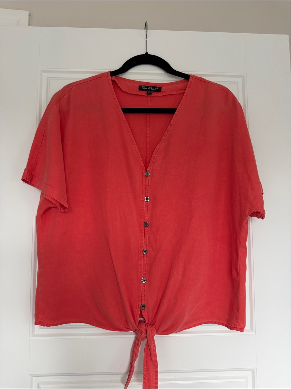 Velvet by Graham & Spencer Coral Button-Front Tie-Hem Blouse
